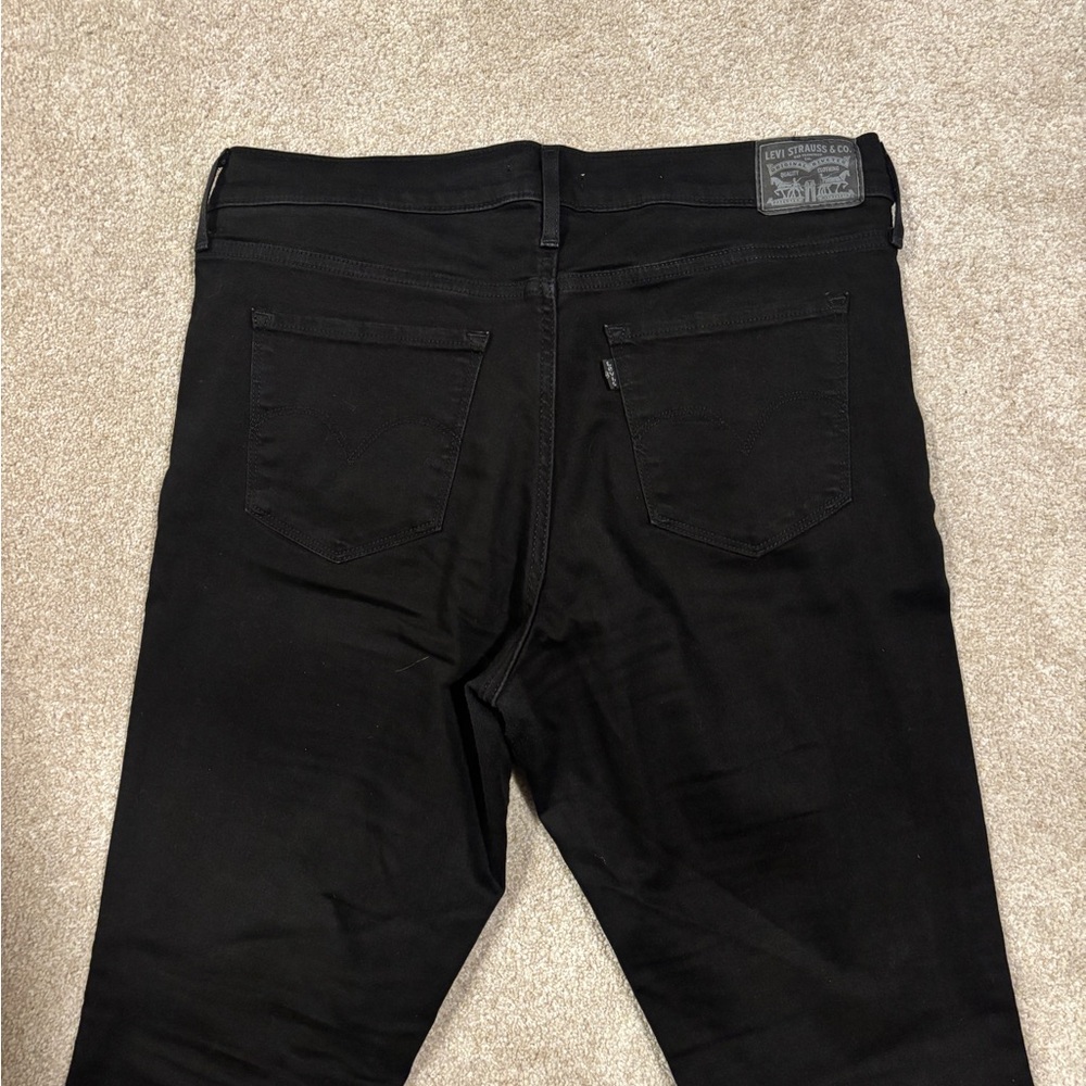 Levi's Women's High Rise Black Jeans - Picture 3 of 4